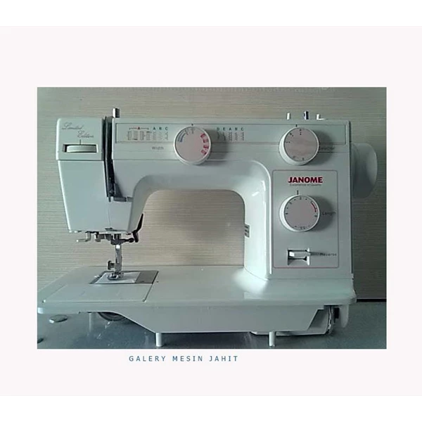 Janome Sewing Machine 7210 